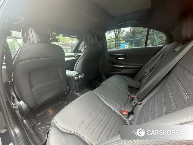 Mercedes-Benz C-class 2024 Зеленый из Китая, фото 5