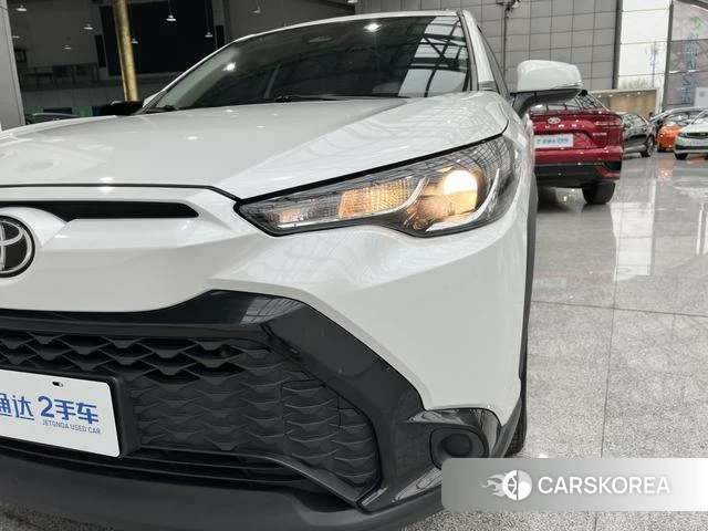 Toyota Frontlander 2023 Белый из Китая, фото 5