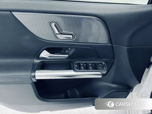 Mercedes-Benz B-class 2022 Белый из Китая, фото 5