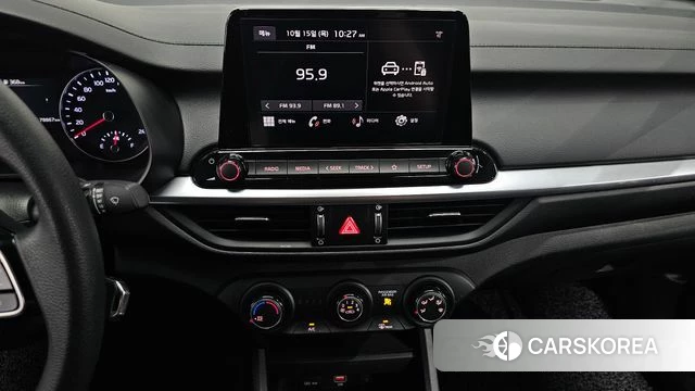 Kia The New K3 2nd generation 2023 Белый из Кореи, фото 5
