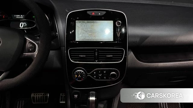 Renault Korea (Samsung) Clio 2019 Красный из Кореи, фото 5