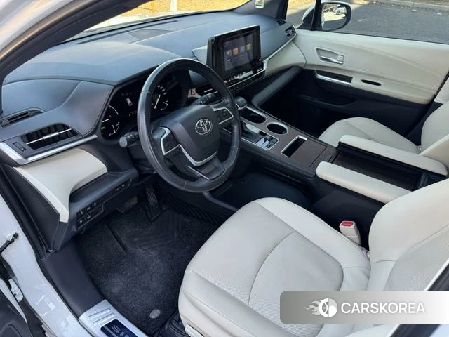 Toyota Sienna 2023 Белый из Китая, фото 5