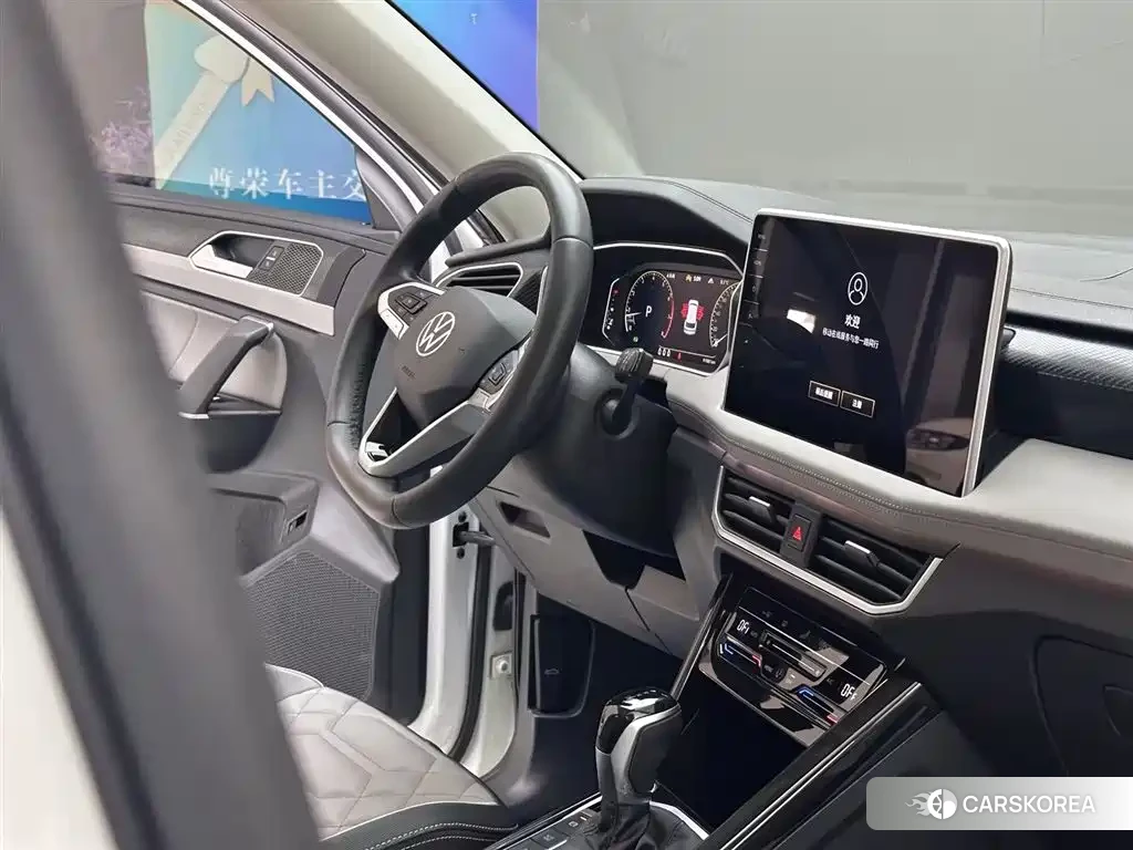 Volkswagen Tayron 2024 Белый из Китая, фото 5