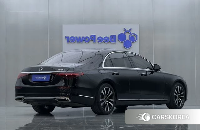 Mercedes-Benz S-Class 2023 Черный из Китая, фото 5