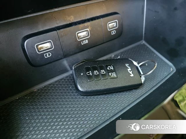 Kia Carnival 4th generation 2022 Белый из Кореи, фото 5