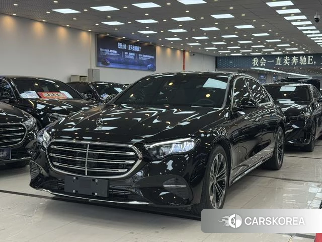 Mercedes-Benz E-Class 2025 Черный из Китая, фото 5