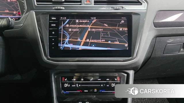 Volkswagen Tiguan second Generation 2023 Белый из Кореи, фото 5