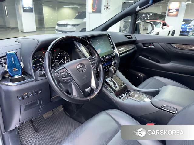 Toyota Alphard 2022 Белый из Китая, фото 5