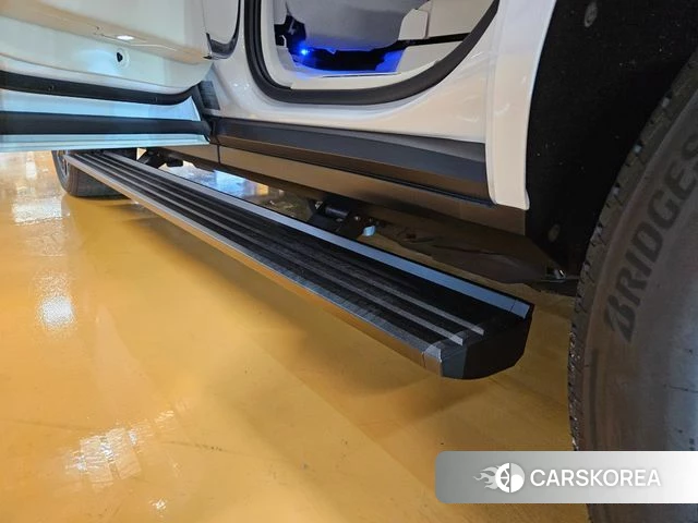 Cadillac Escalade 5th Generation 2023 Белый из Кореи, фото 5