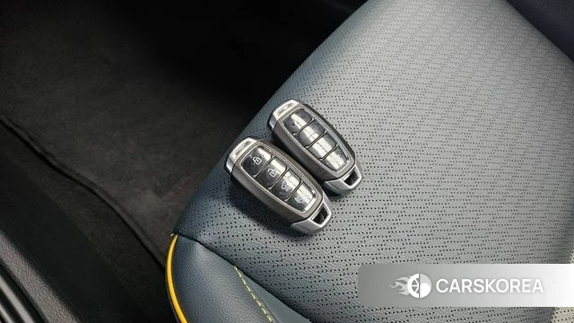 Hyundai Kona 2018 Черный из Кореи, фото 5