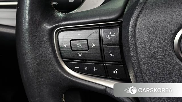 Lexus ES300h 7th generation 2018 Песочный из Кореи, фото 5