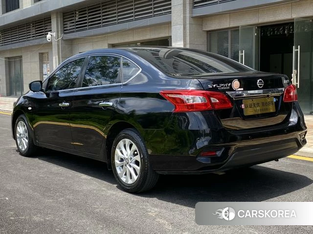 Nissan Sylphy 2022 Черный из Китая, фото 5