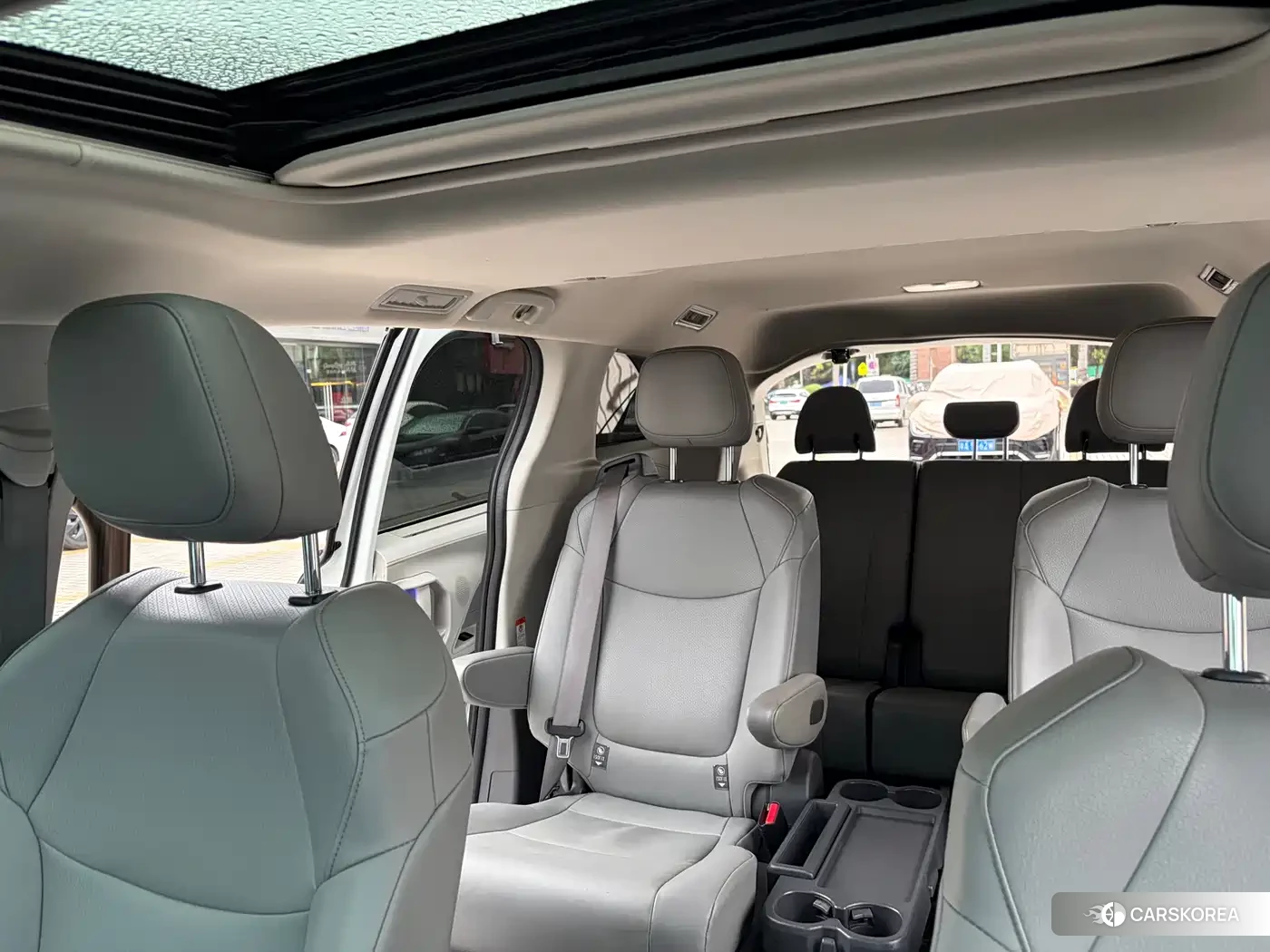 Toyota Granvia 2024 Белый из Китая, фото 5
