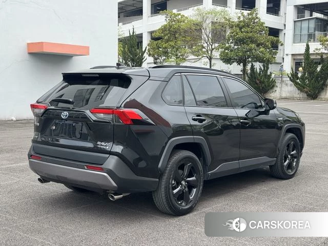 Toyota RAV4 2023 Черный из Китая, фото 5