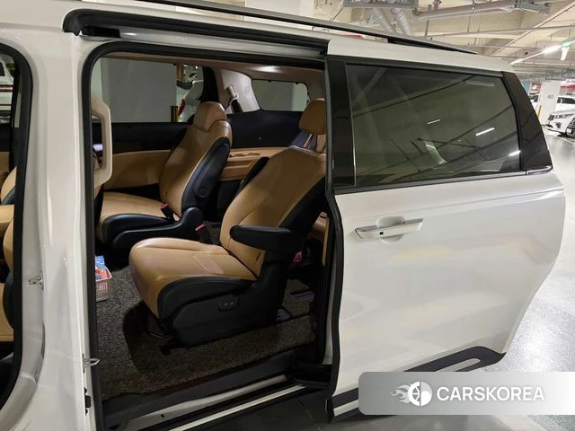 Kia Carnival 4th generation 2023 Белый из Кореи, фото 5