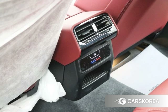 BMW 5 series 2026 Белый из Китая, фото 5