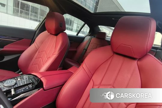 BMW 5 series 2024 Черный из Китая, фото 5