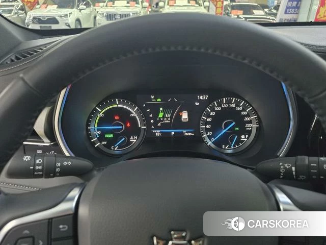 Toyota Crown 2024 Черный из Китая, фото 5