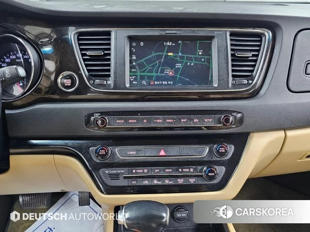 Kia The New Carnival 2018 Белый из Кореи, фото 5