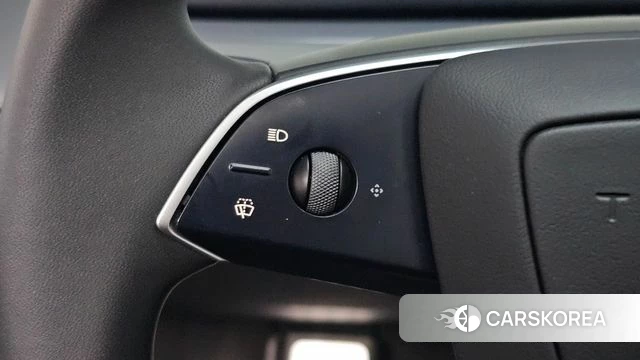 Tesla Model Y 2025 Серый из Кореи, фото 5