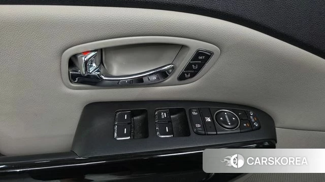 Kia The New Carnival 2019 Серый из Кореи, фото 5