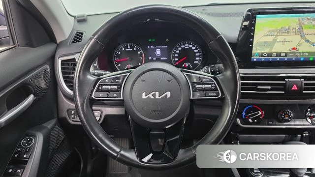 Kia Seltos 2022 Синий из Кореи, фото 5