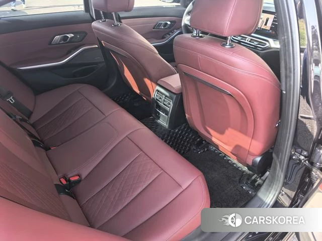 BMW 3 series 2024 Черный из Китая, фото 5