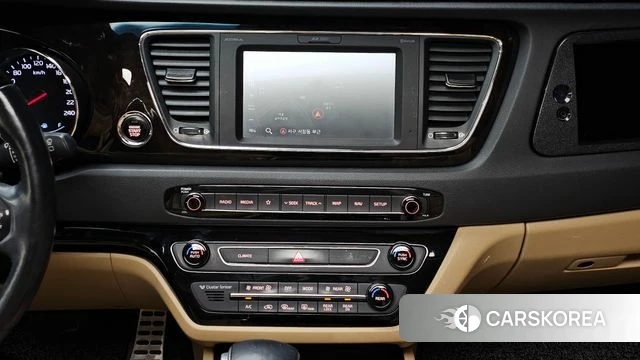 Kia The New Carnival 2018 Белый из Кореи, фото 5