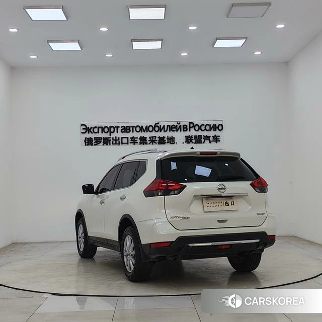 Nissan X-Trail 2023 Белый из Китая, фото 5