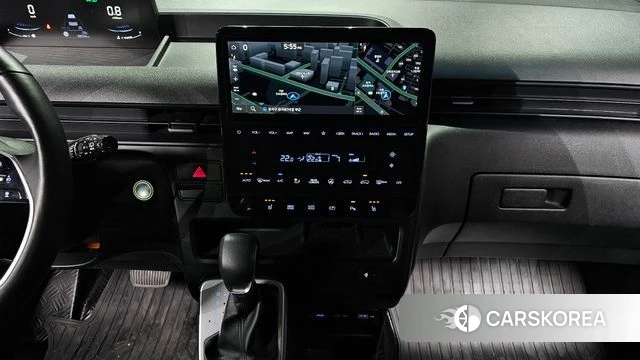 Hyundai Staria 2023 Белый из Кореи, фото 5