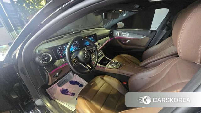 Mercedes-Benz E-Class W213 2022 Черный из Кореи, фото 5