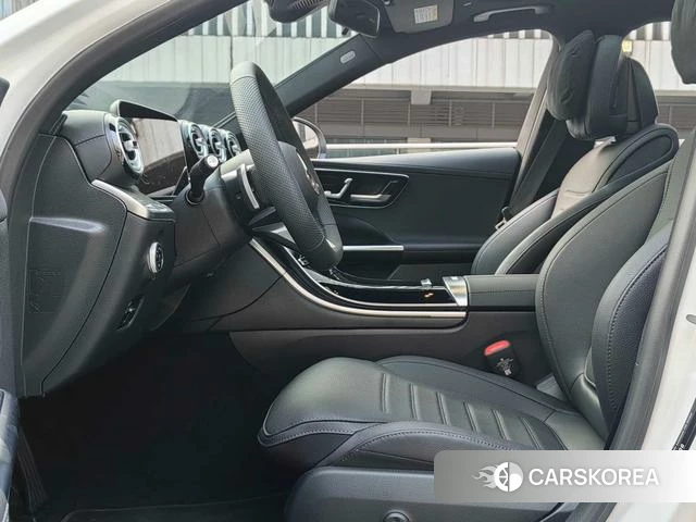 Mercedes-Benz C-class 2024 Белый из Китая, фото 5
