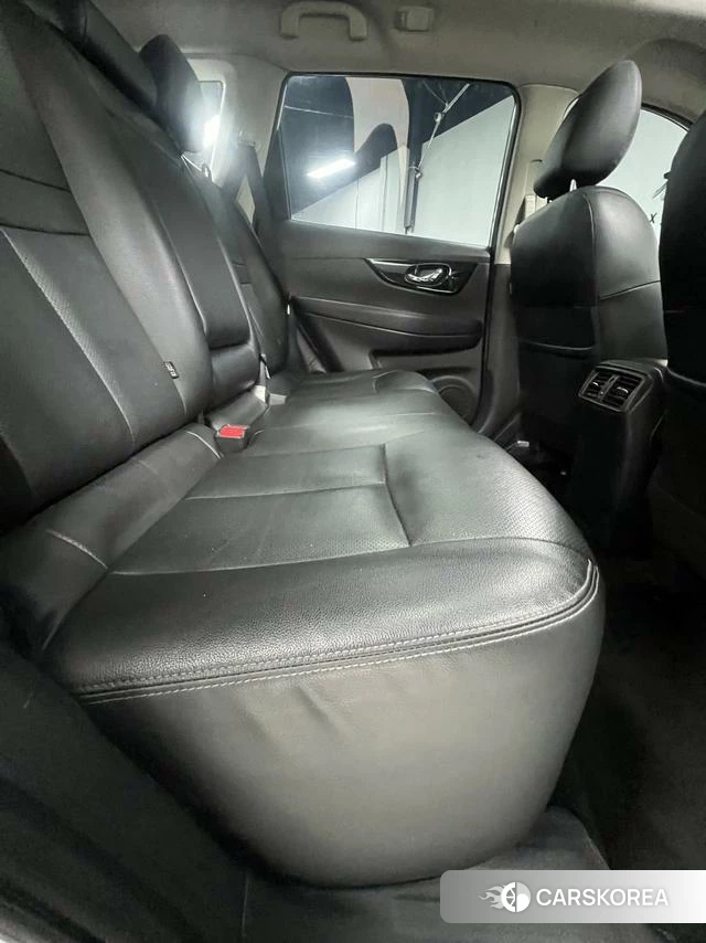 Nissan X-Trail 2022 Белый из Китая, фото 5