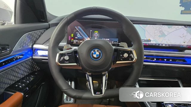 BMW 7 Series (G70) 2023 Серый из Кореи, фото 5