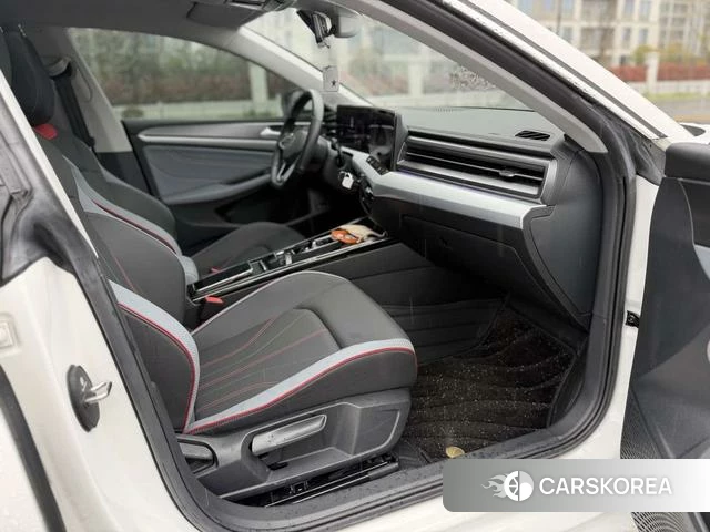 Volkswagen Lamando 2024 Белый из Китая, фото 5