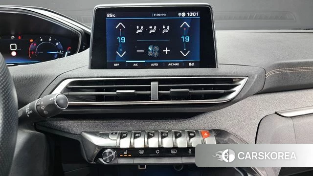Peugeot 3008 second generation 2019 Серый из Кореи, фото 5
