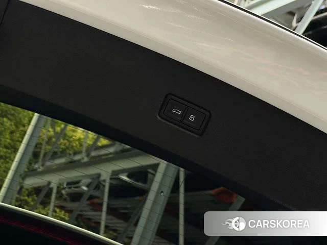 Audi Q5L 2022 Белый из Китая, фото 5