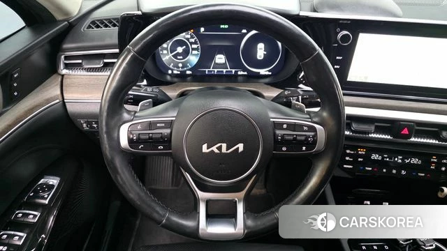 Kia K5 3rd generation 2023 Черный из Кореи, фото 5