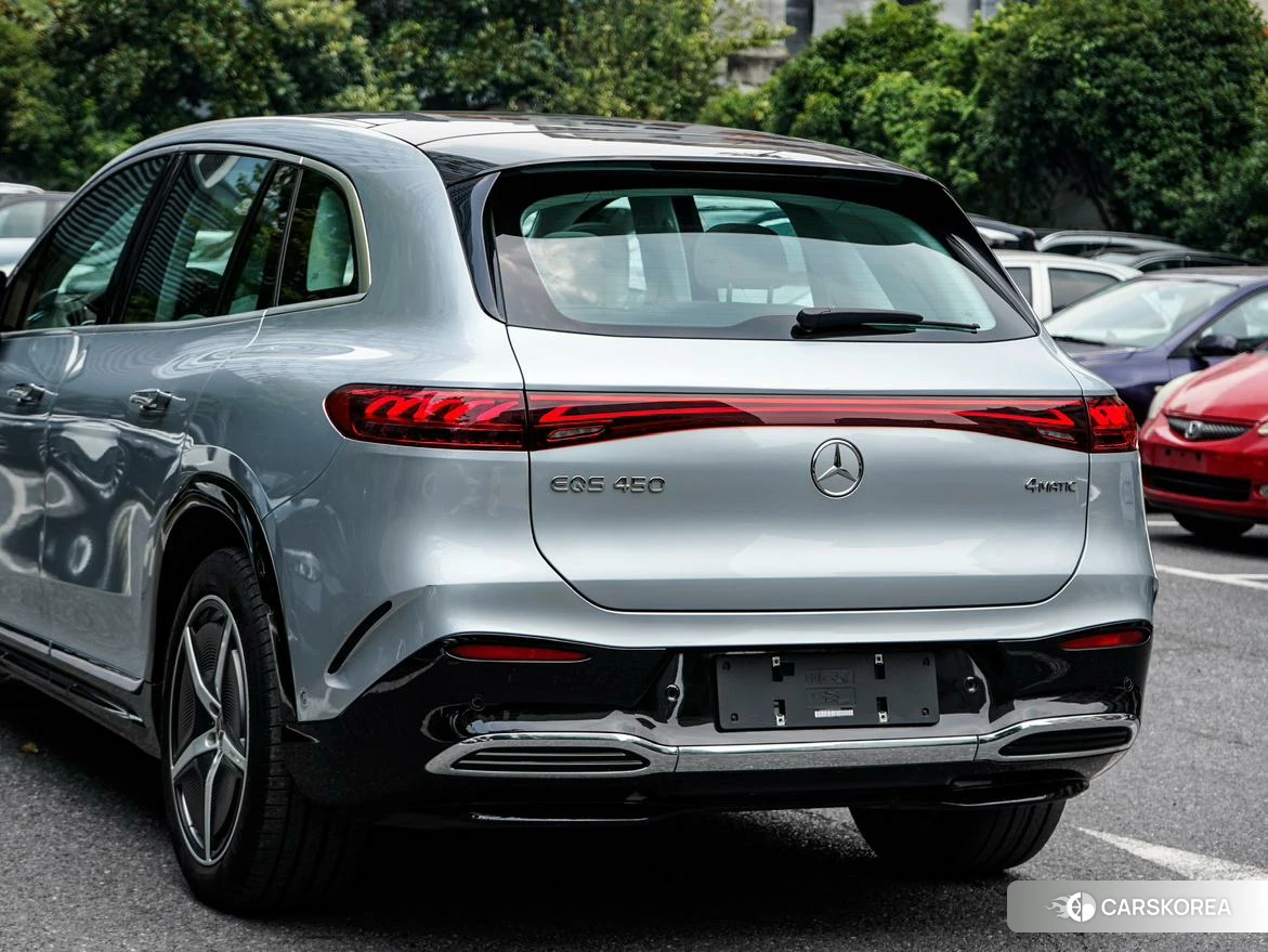 Mercedes-Benz EQS 2023 Серебристо-серый из Китая, фото 5