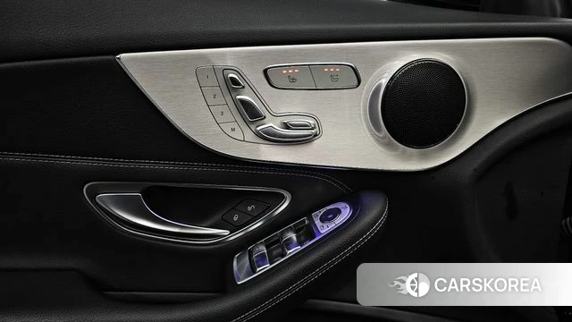 Mercedes-Benz C-Class W205 2021 Черный из Кореи, фото 5