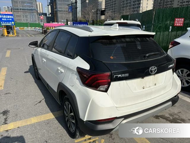 Toyota Yaris L 2021 Белый из Китая, фото 5