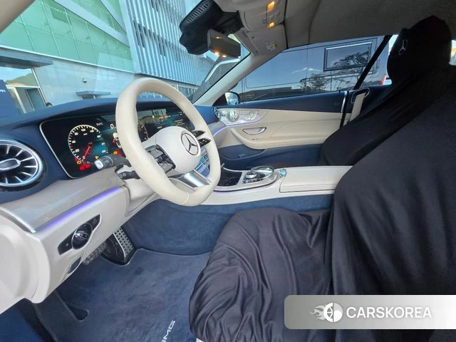Mercedes-Benz E-Class W213 2023 Красный из Кореи, фото 5