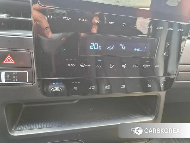 Hyundai Staria 2022 Серебристо-серый из Кореи, фото 5