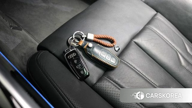 Audi A8 (D5) 2021 Черный из Кореи, фото 5