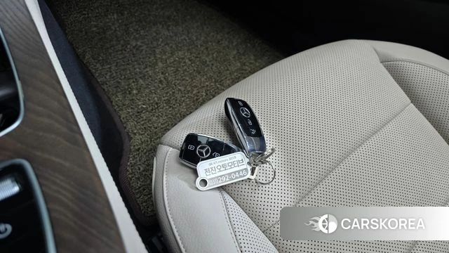 Mercedes-Benz E-Class W213 2020 Белый из Кореи, фото 5