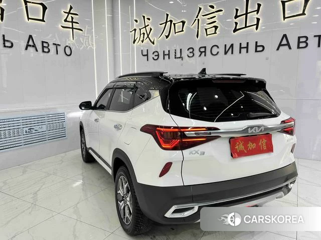Kia KX3 2023 Белый из Китая, фото 5