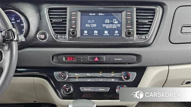 Kia The New Carnival 2019 Белый из Кореи, фото 5