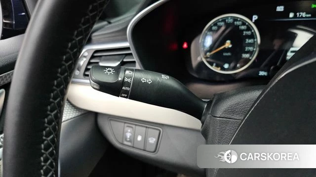 Genesis The New G70 id 4966671 из Кореи 5