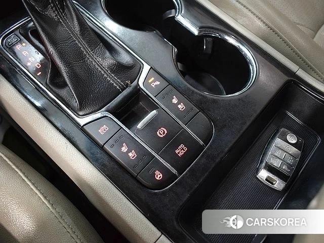 Kia The New Carnival 2018 Белый из Кореи, фото 5
