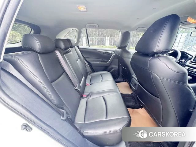 Toyota RAV4 2020 Белый из Китая, фото 5